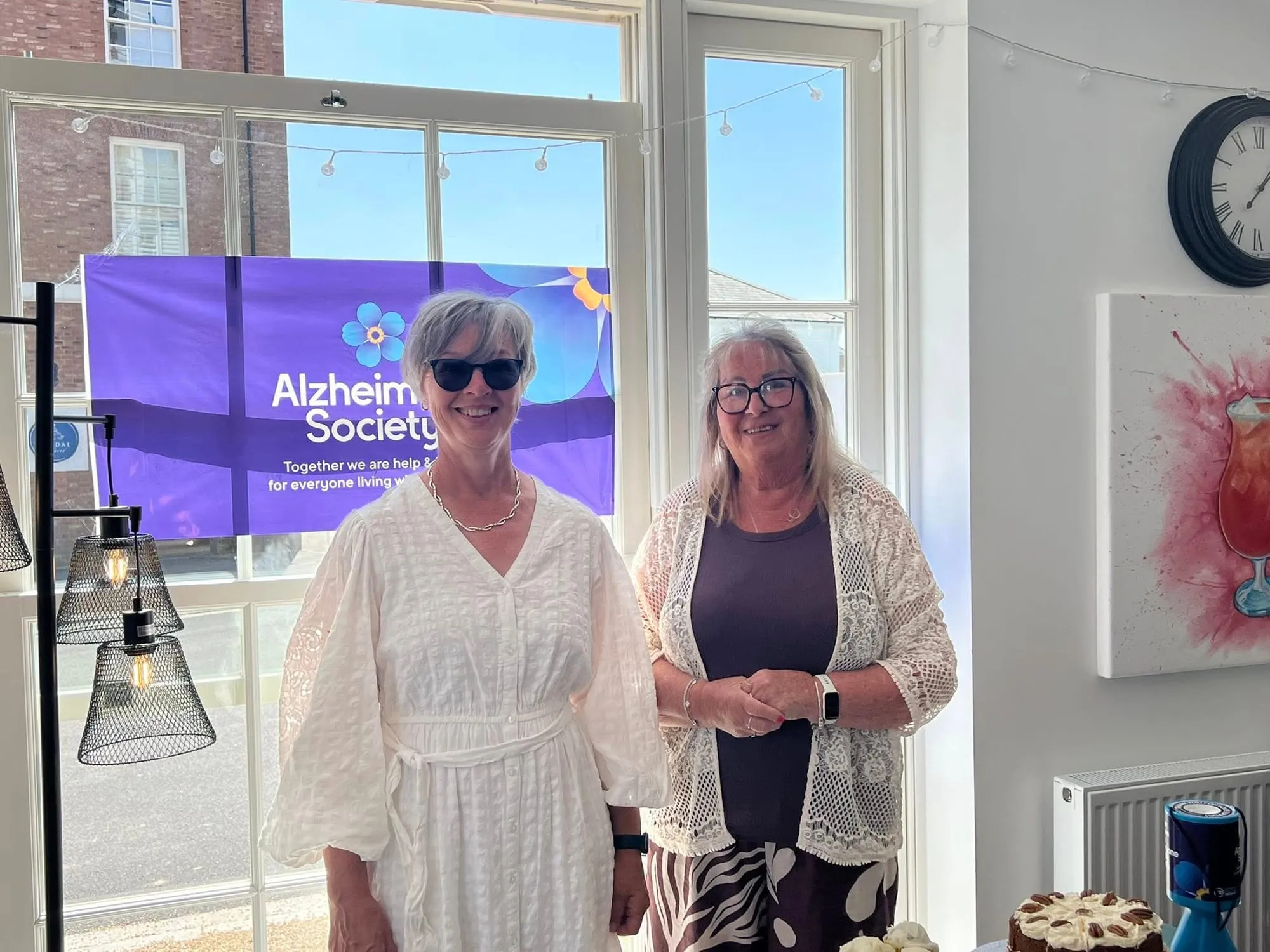 Community Kindness Shines: Helping Hands Fundraiser Raises £770 for Alzheimer's, photo 8 of 9