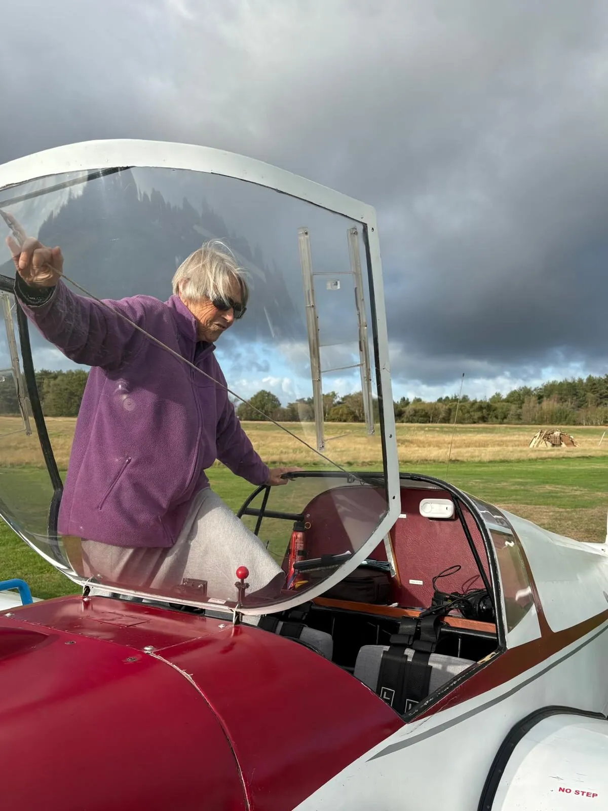 Sue's Flight of Dreams with Purbeck Flying Club, photo 4 of 11